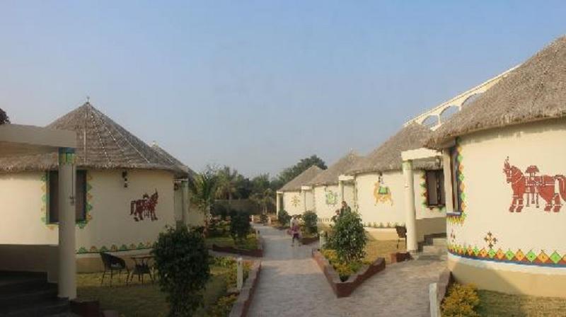 Hotel Seven Sky Clarks Exotica Bhuj Exterior foto